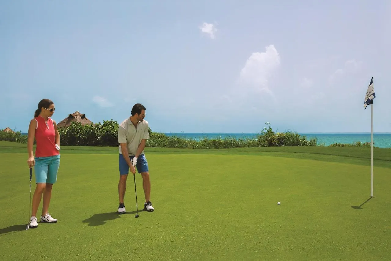 Resort Hotel Impression Isla Mujeres By Secrets (Adults Only)