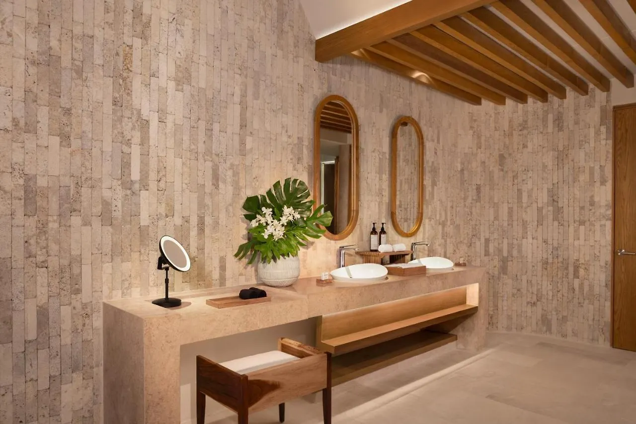 Resort Hotel Impression Isla Mujeres By Secrets (Adults Only)